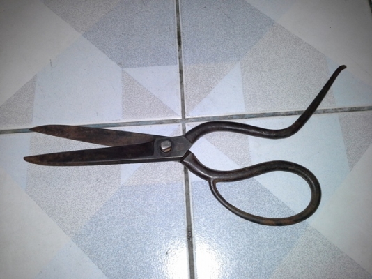 ขายกรรไกรงานเก่าเยอร์มันนีครับ