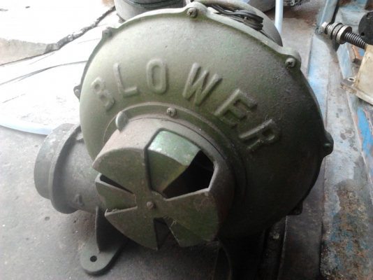 ขายพัดลมโบลเวอร์รู 4 นิ้ว