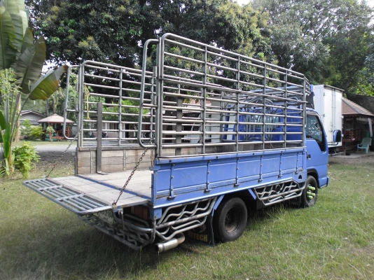 ขาย 6 ล้อเล็ก NKR-120 ไม่ติดเวลา สวยๆ ปี 51 ขาย 6 ล้อเล็ก NKR-120 ไม่ติดเวลา สวยๆ ปี 51