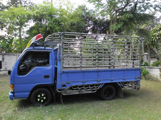 ขาย 6 ล้อเล็ก NKR-120 ไม่ติดเวลา สวยๆ ปี 51 ขาย 6 ล้อเล็ก NKR-120 ไม่ติดเวลา สวยๆ ปี 51