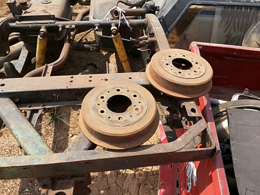 ขายเพลาท้ายโตโยต้า hero 4wd พร้อมเฟืองอุปกรณ์ครบ