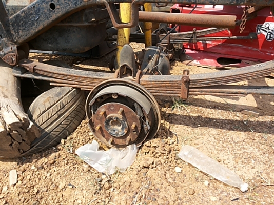 ขายเพลาท้ายโตโยต้า hero 4wd พร้อมเฟืองอุปกรณ์ครบ