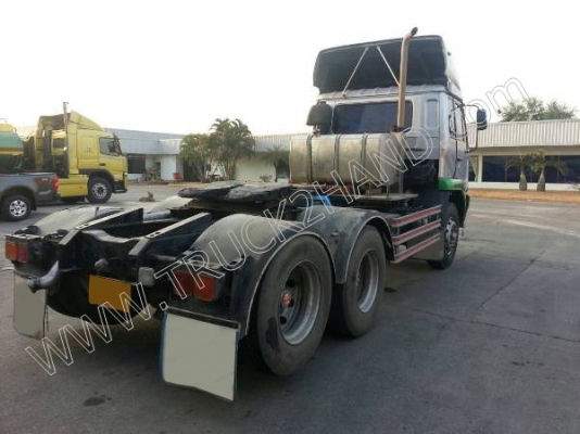 รถบรรทุก 10 ล้อ หัวลาก ยี่ห้อ NISSAN