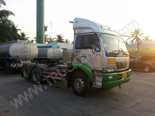 รถบรรทุก 10 ล้อ หัวลาก ยี่ห้อ NISSAN