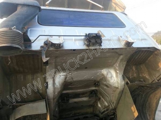 รถบรรทุก 10 ล้อ หัวลาก ยี่ห้อ NISSAN