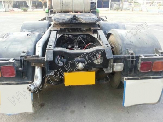 รถบรรทุก 10 ล้อ หัวลาก ยี่ห้อ NISSAN