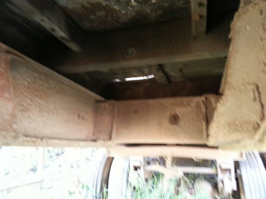 ขายหางพ่วง พื้นเรียบ 2 เพลา. ปี 34 สนใจติดต่อ 081 - 6079515 ขายหางพ่วง พื้นเรียบ 2 เพลา. ปี 34 สนใจติดต่อ 081 - 6079515