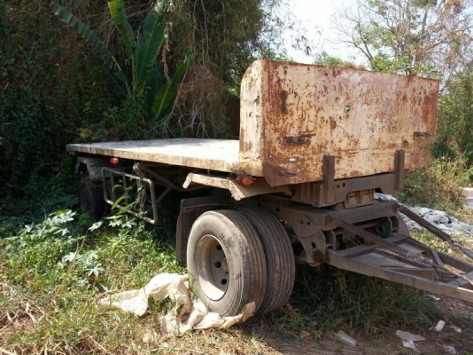 ขายหางพ่วง พื้นเรียบ 2 เพลา. ปี 34 สนใจติดต่อ 081 - 6079515 ขายหางพ่วง พื้นเรียบ 2 เพลา. ปี 34 สนใจติดต่อ 081 - 6079515