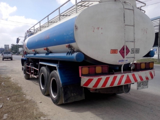 (ขายไปให้คุณตู่ อุทัยฯ)10ล้อเพลาเดียวบรรทุกน้ำมันISUZU JCM 175แรง เครื่อง6BG1 วางหัวเก๋งร็อคกี้ รถใช้งานอยู่.. (ขายไปให้คุณตู่ อุทัยฯ)10ล้อเพลาเดียวบรรทุกน้ำมันISUZU JCM 175แรง เครื่อง6BG1 วางหัวเก๋งร็อคกี้ รถใช้งานอยู่..