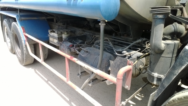 (ขายไปให้คุณตู่ อุทัยฯ)10ล้อเพลาเดียวบรรทุกน้ำมันISUZU JCM 175แรง เครื่อง6BG1 วางหัวเก๋งร็อคกี้ รถใช้งานอยู่.. (ขายไปให้คุณตู่ อุทัยฯ)10ล้อเพลาเดียวบรรทุกน้ำมันISUZU JCM 175แรง เครื่อง6BG1 วางหัวเก๋งร็อคกี้ รถใช้งานอยู่..