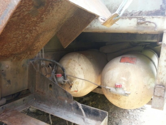 รถอีซูซุ 10 ล้อ พื้นเรียบ FVZ 280 แรงม้า. ปี 38 สนใจติดต่อ 081 - 6079515 รถอีซูซุ 10 ล้อ พื้นเรียบ FVZ 280 แรงม้า. ปี 38 สนใจติดต่อ 081 - 6079515