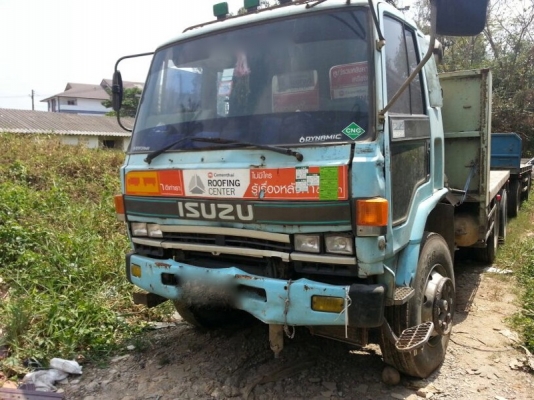 รถอีซูซุ 10 ล้อ พื้นเรียบ FVZ  280 แรงม้า. ปี 38    สนใจติดต่อ 081 - 6079515