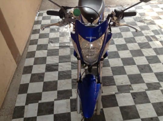 ขาย!!! เวฟ125R ดิ๊สหน้าหลัง ปี49 รถเครื่องดีคับ มีเล่มทะเบียนครบ ภาษีไม่หมด