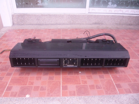 ขายตู้แอร์แขวน Yokohama หน้าปรับได้แบบ 4 ช่อง