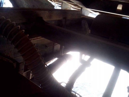 รถอีซุซุ 6 ล้อดั้ม FTR 195 แรงม้า. ปี 39  สนใจติดต่อ 081 - 6079515