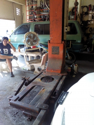 ฮ้อยส์ยกรถแขนเดียว