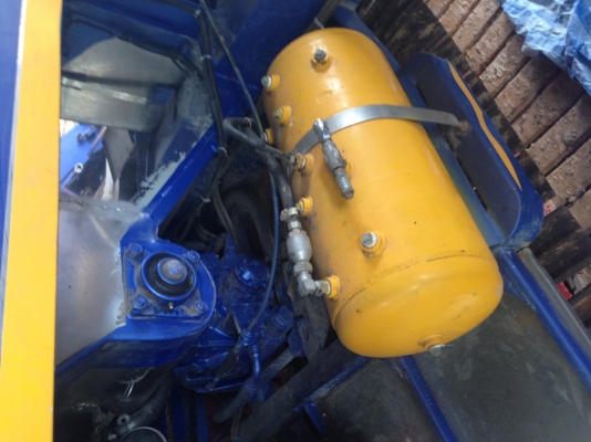 ขายรถเกี่ยวข้าวไทยเส็ง เดี่ยวทรนงจ้าวพายุ