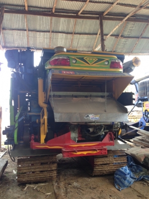 ขายรถเกี่ยวข้าวไทยเส็ง เดี่ยวทรนงจ้าวพายุ