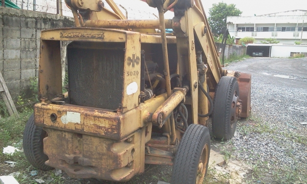 รถตักล้อยาง สภาพสวยๆๆ ราคากันเอง