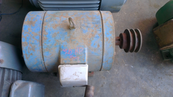 Sell> ขายมอเตอร์มือสอง Mitsubishi 3 เฟส 7.5 แรง 1,450 รอบ เดินนิ่ม นครปฐมครับ