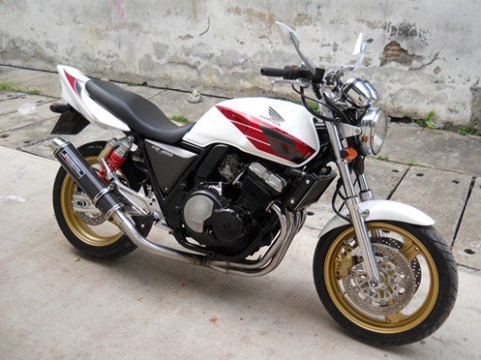 รับบิ้วประกอบเก็บงานทำสีดัดแปลงบิ๊กไบค์ทุกรุ่นเข้ามาดูก่อนได้ครับก่อนตัดสินใจ