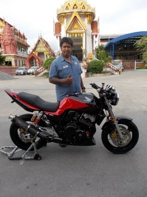 รับบิ้วประกอบเก็บงานทำสีดัดแปลงบิ๊กไบค์ทุกรุ่นเข้ามาดูก่อนได้ครับก่อนตัดสินใจ