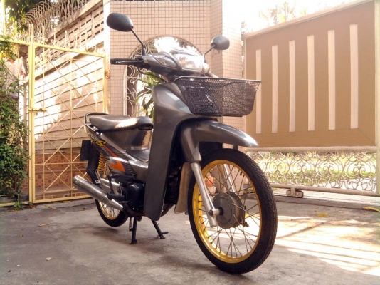 ขออนุญาติขาย HONDA WAVE 100 สวยๆ โอนให้ฟรีครับ