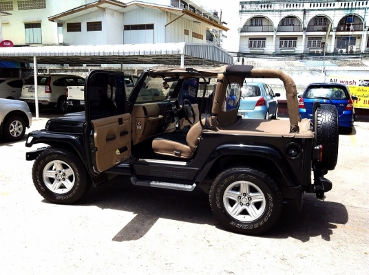 ขายรถจี้พ