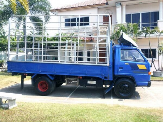 ISUZU NPR 110 รถสวย เครื่องแน่น ภายในครบ  360,000