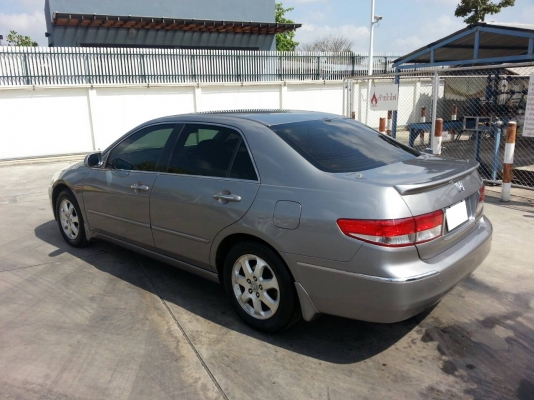 -----ขาย HONDA ACCORD V6 ปึ 2004------