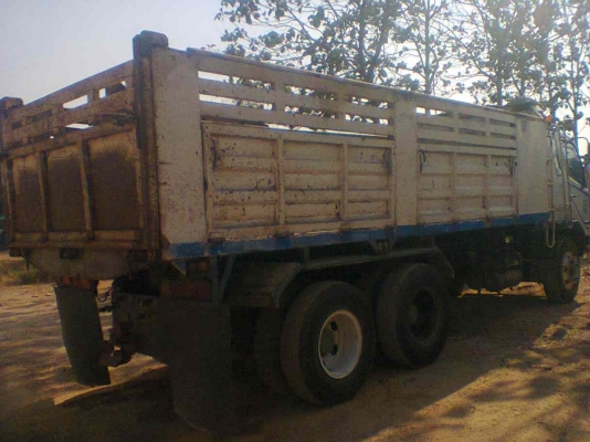 กระบะ 10 ล้อ กระบะเหล็กสามมิตร ดัมพ์