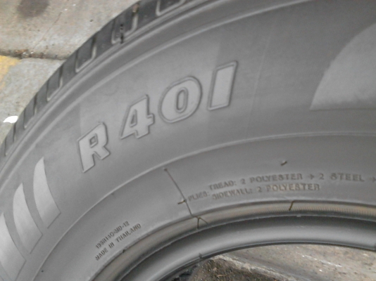 195R14  DEESTONE PAYAK R401  มี 1 เส้น  โทร.081-427-3941