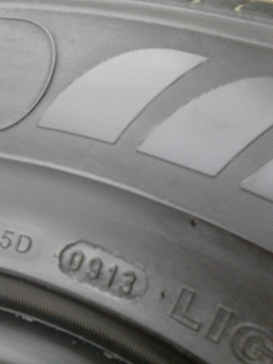 195R14  DEESTONE PAYAK R401  มี 1 เส้น  โทร.081-427-3941