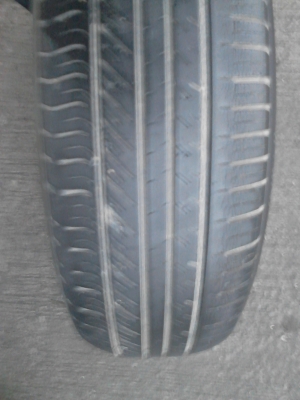 ขายยาง185/70R14และ195/70R14 มีอย่างละเส้น รวม 2 เส้น TEL.081-427-3941 ขายยาง185/70R14และ195/70R14 มีอย่างละเส้น รวม 2 เส้น TEL.081-427-3941
