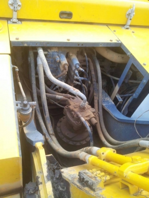 ขาย รถแบ็คโฮ SUMITOMO SH200A1