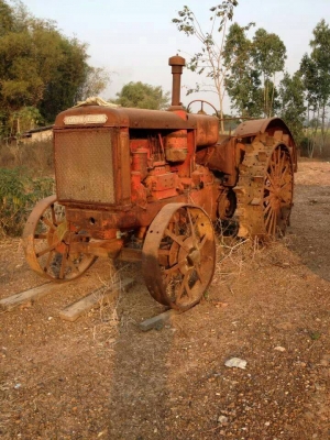 ขายรถไถโบราณ สมัยรัชกาลที่5 มีเพียง5คันในโลกค่ะ