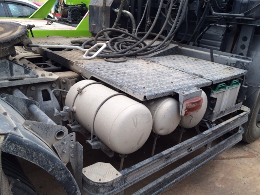 ขายด่วน หัวลากพร้อมหางโรเบท 420 แรง ยางดีทุกเส้น