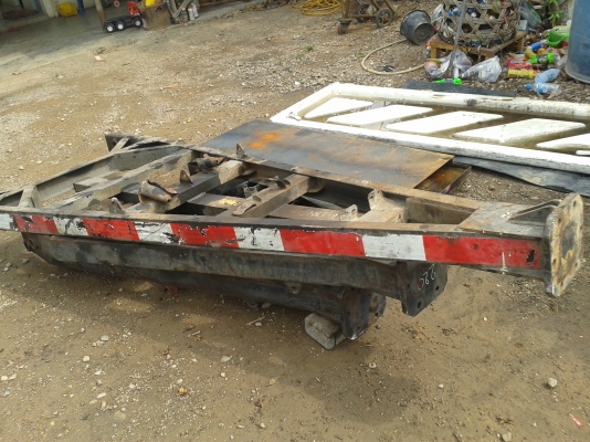 แขนลากลูกพ่วงสามมิตร