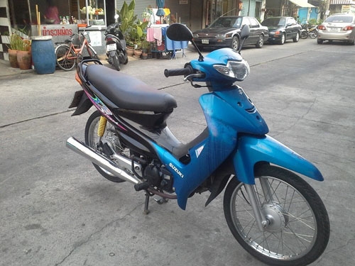 Smash ปี 47 รถบ้าน สวยมาก วิ่ง 8,000 กม.ไมล์แท้ๆ ชุดสีสวยสด เครื่องเดิม แน่นๆ เอกสารครบ Smash ปี 47 รถบ้าน สวยมาก วิ่ง 8,000 กม.ไมล์แท้ๆ ชุดสีสวยสด เครื่องเดิม แน่นๆ เอกสารครบ