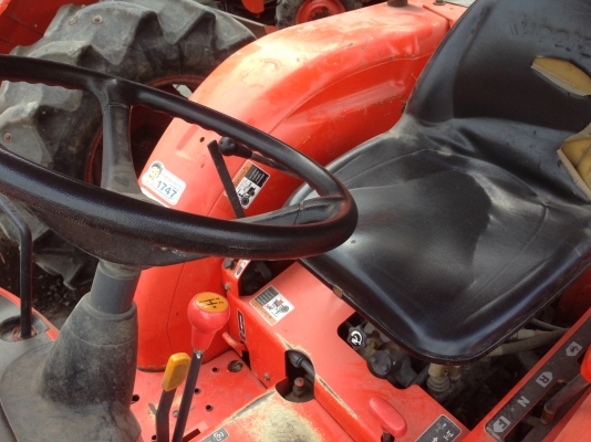 ขอโทษทีครับลงราคาผิด 320,000 KUBOTA L3608 พร้อมใบมีดดันดินคานบน พร้อมโรตารีตราช้างเอาไปเลย