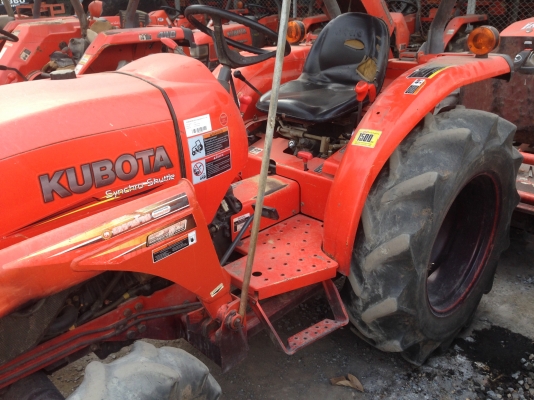 ขอโทษทีครับลงราคาผิด 320,000 KUBOTA L3608 พร้อมใบมีดดันดินคานบน พร้อมโรตารีตราช้างเอาไปเลย
