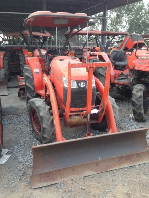 ขอโทษทีครับลงราคาผิด 320,000 KUBOTA L3608 พร้อมใบมีดดันดินคานบน พร้อมโรตารีตราช้างเอาไปเลย