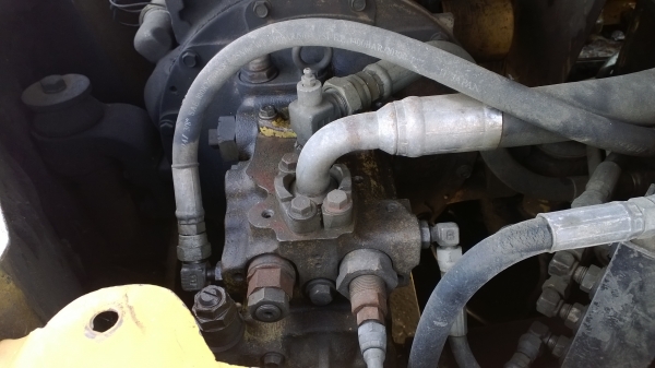 ขาย..PC60-7  รถใช้งานอยู่ พร้อมใช้ ช่วงล่างสวยโซ่ดี เครื่องเดิมแน่น...