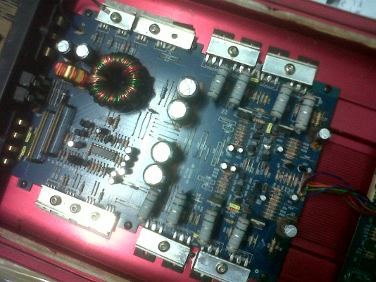 Re: แอมป์รถยนต์ไม่ได้ใช้ถูกๆและคลอส Re: แอมป์รถยนต์ไม่ได้ใช้ถูกๆและคลอส