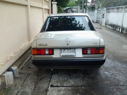 BENZ 190e มือเดี๋ยวสภาพเดิม100\% BENZ 190e มือเดี๋ยวสภาพเดิม100\%