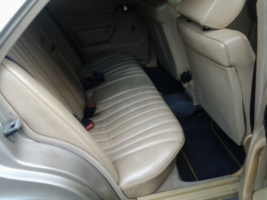 BENZ 190e  มือเดี๋ยวสภาพเดิม100\%