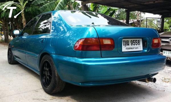 HONDA CIVIC 4 D ปี 95 เครื่อง D15B Vtec เกียร์ออโต้ แก๊ส LPG ภาษีไม่ขาด เอกสารพร้อมโอน