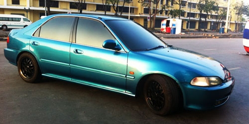 HONDA CIVIC 4 D ปี 95 เครื่อง D15B Vtec เกียร์ออโต้ แก๊ส LPG ภาษีไม่ขาด เอกสารพร้อมโอน