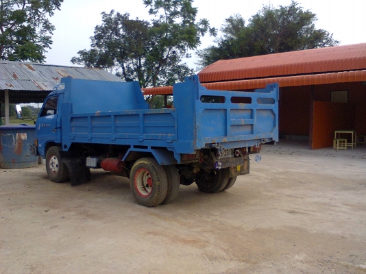 ขายรถ6ล้อดั้ม isuzu ks22 เครื่อง 4bd1 110แรง