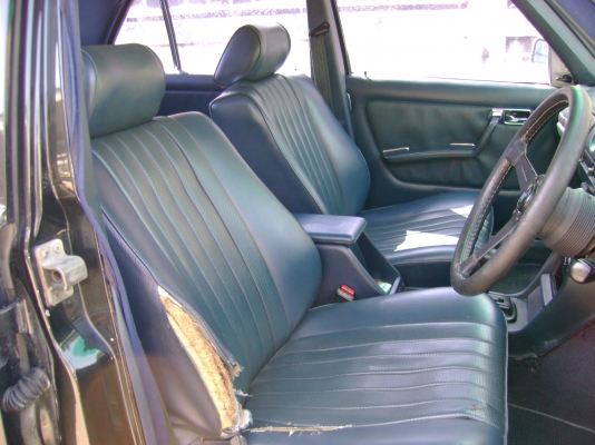 Benz W123 เครื่อง 1JZ เกียร์ auto ติด lpg แล้ว สภาพดี 100,000.- Benz W123 เครื่อง 1JZ เกียร์ auto ติด lpg แล้ว สภาพดี 100,000.-